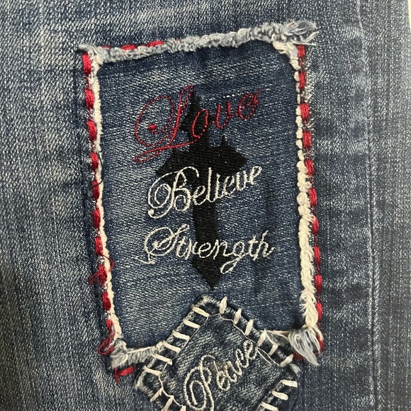 Cowgirl Tuff Co. Bootcut Jeans Size 28 - Picture 2 of 11